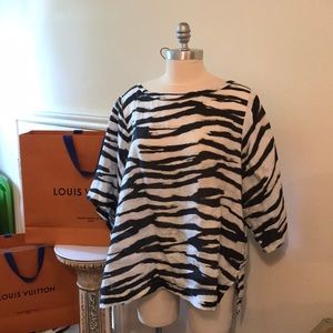 120% LINO 🖤🦓 top